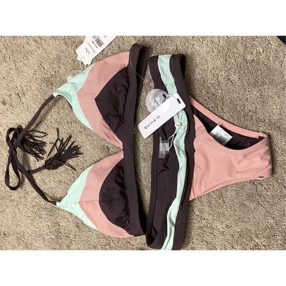 New. Pilyq color block teeny bikini. D-cup/S-bottom - Picture 6 of 9